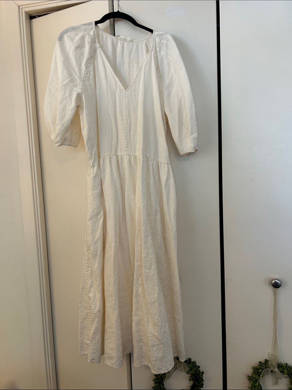 Everlane Cream V-Neck Puff Sleeve Midi Dress